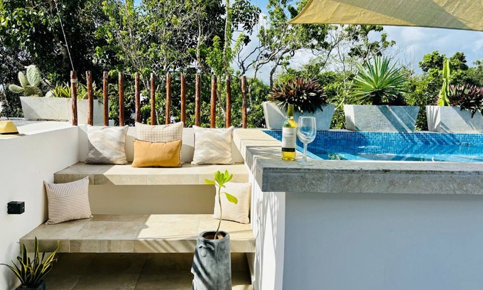 Ek Balam Village Casa | ✩ Private Rooftop Pool ✩ Bike to Ruins or Beach ✩