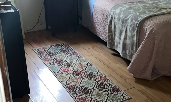 Boulevard Heights Casa | Private room for rent