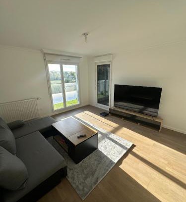 Rueil-Malmaison Casa | Private Room Ile de france