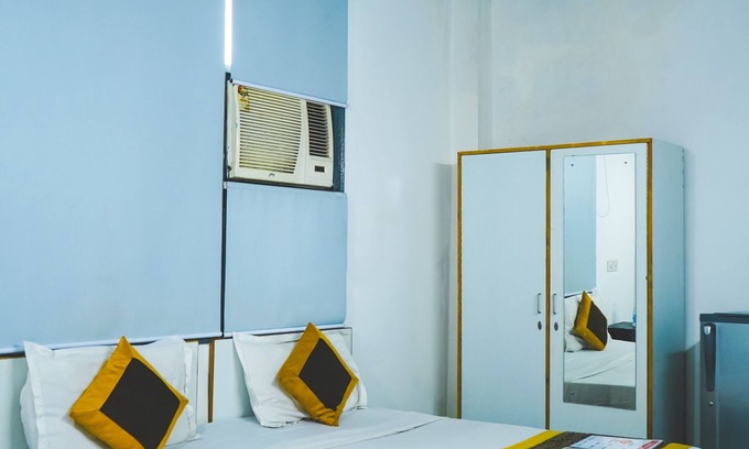 Hauz Khas Casa | PRIVATE ROOM IN HAUZ KHAZ