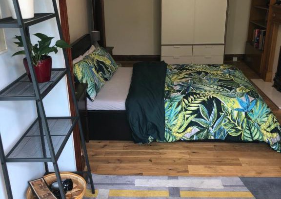 Brunswick Park Casa | Private room in Southgate, London
