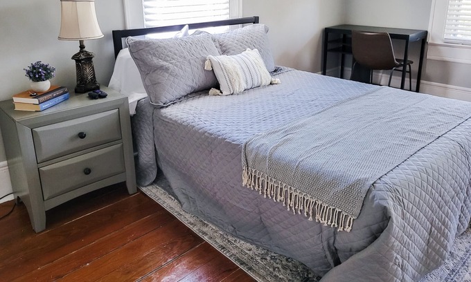 Eastman Cabaña | Private Room in The Cottage on 5th in Downtown Eastman