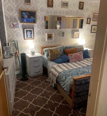Lewisham Casa | Private room. In zone 2 in Cousy flat