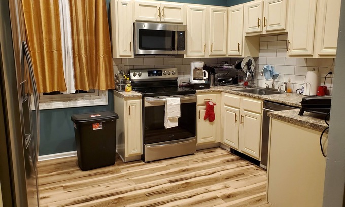 Hartford Casa | Private Room near Downtown Hartford