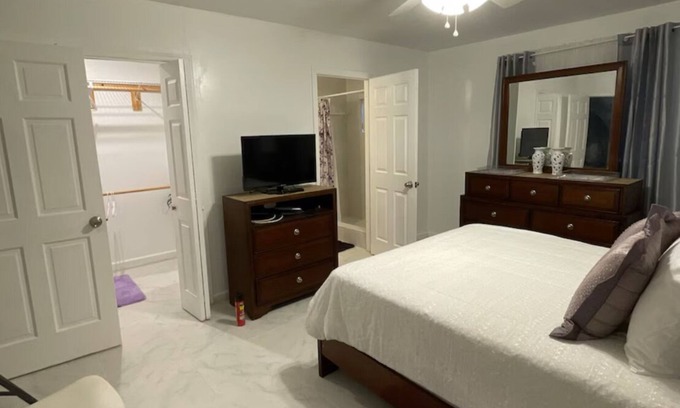 Plantation Casa | Private room Private Bath No Cleaning fee