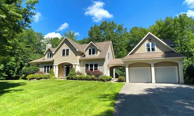 Schuylerville Casa | Private Saratoga Retreat Close to Track-Town-Shops