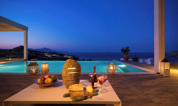 Vlicha Villa | Excepcional villa de 4 dormitorios y 5 baños con vistas al mar, a minutos de Lindos.