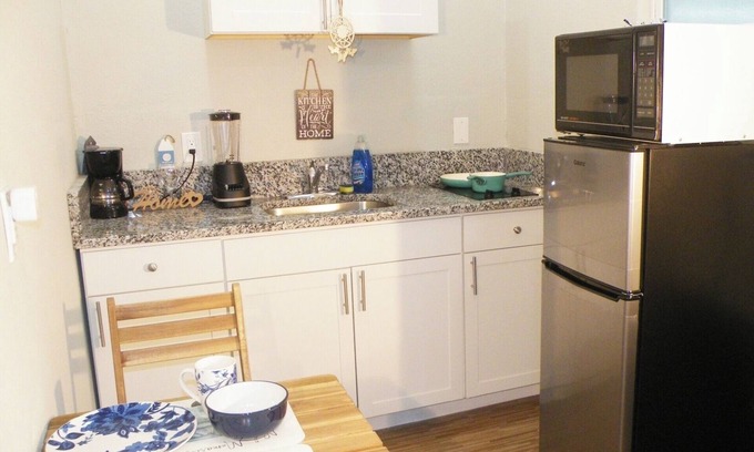 Greater Palm River Point CDC Casa | Small house Tampa