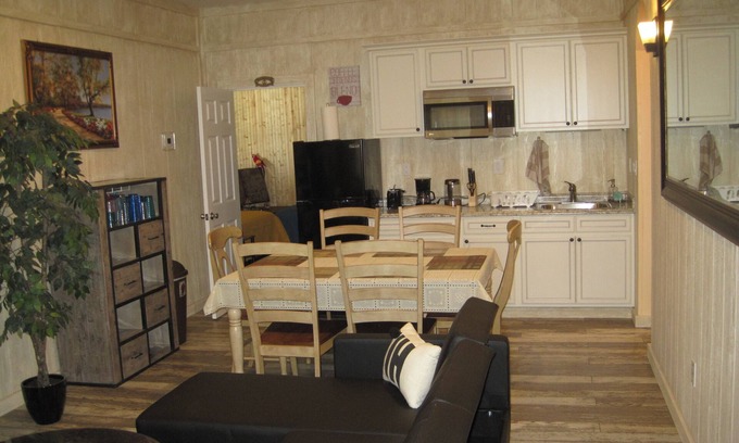 Citrus Heights Apartamento | Privado espacioso 2 dormitorios Uni