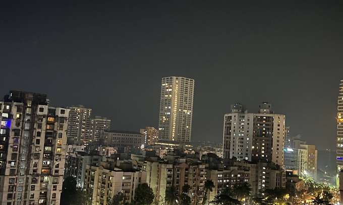 Andheri West Apartamento | private specious master bedroom with attached bathroom