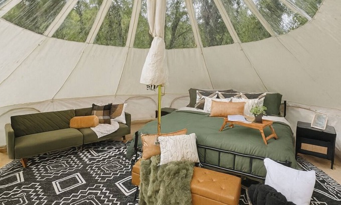 Boss Apartamento | Private Stargazing Tent Hickory Hideaway – Peaceful Glamping with Fire Pit & Open Skies