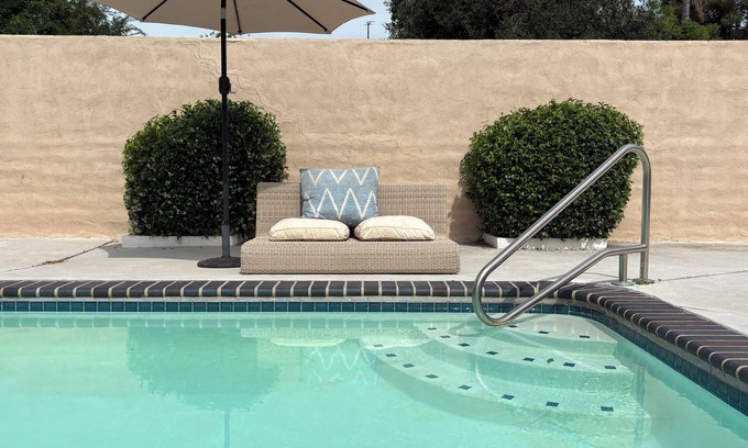 Fallbrook Apartamento | Private studio and pool in Laketree Estates, 5 min walk to Monserate Winery.