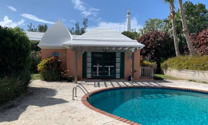 Southampton Cabaña | Estudio privado con piscina cerca de las playas.