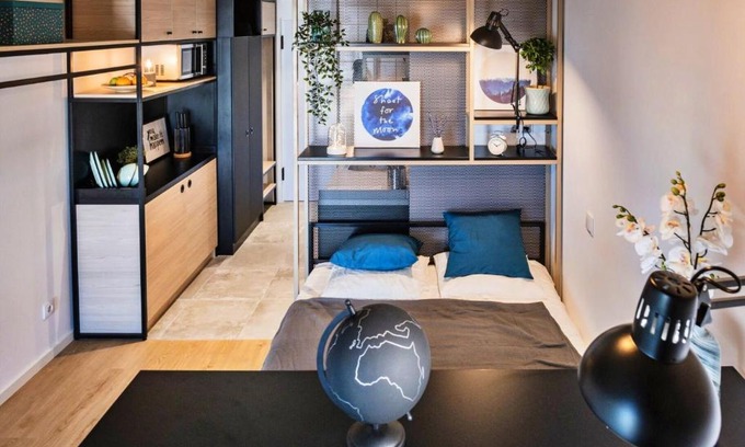 Lombos Apartamento | Private Studios in CARCAVELOS, SK