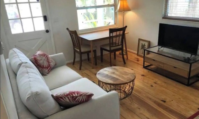 Connors Apartamento | Private Suite near the Beach