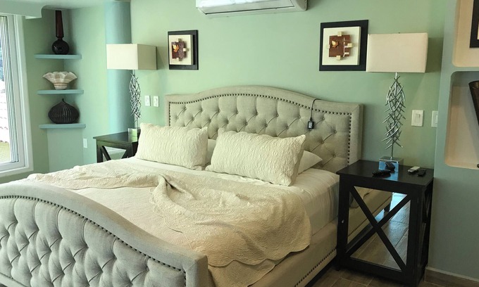 Boca de Tomatlán Casa | Private Suite With Garden, Swimming Pool, and Ocean Views
