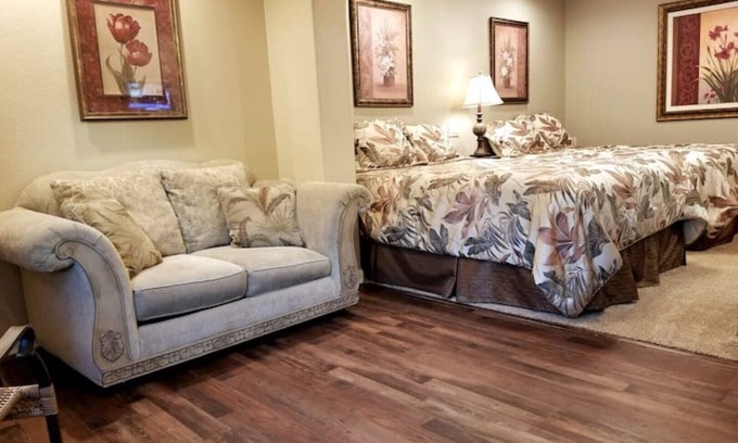 Castro Valley Villa | Private Terraced Garden Suite - #1 Favorite ★★★★★