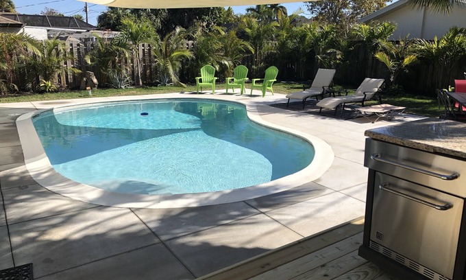 Naples Park Casa | Naples Park Vacation Bungalow