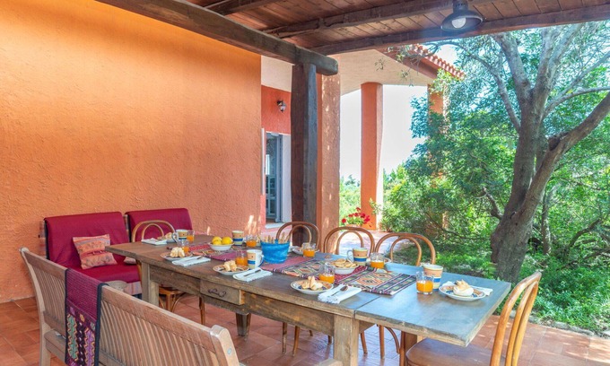 Paduledda Villa | Casa de vacaciones privada con A/C, piscina privada, WIFI, TV, terraza, vista panorámica