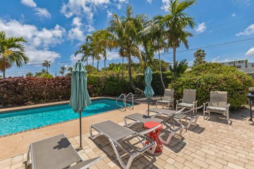 Dania Beach Casa | Private Villa with Pool and Sauna home