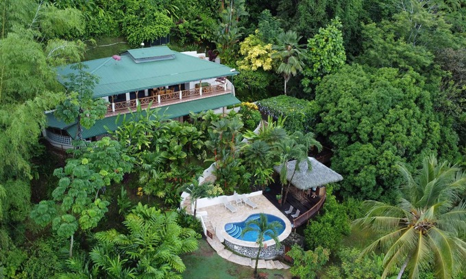 Savegre Casa | Private waterfall, Gated, Near Dominical