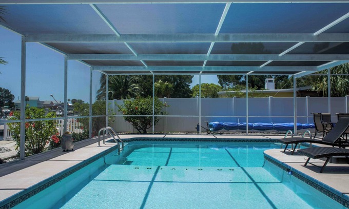 Spring Hill Casa | Private waterfront retreat with pool & 40 foot dock