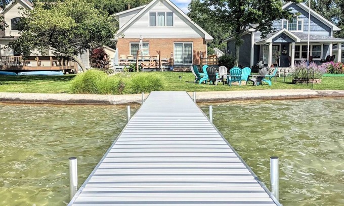 Simonton Lake Casa | Private Waterfront 4 Bedroom Lake Home, 25 min. from Notre Dame, Simonton Lake