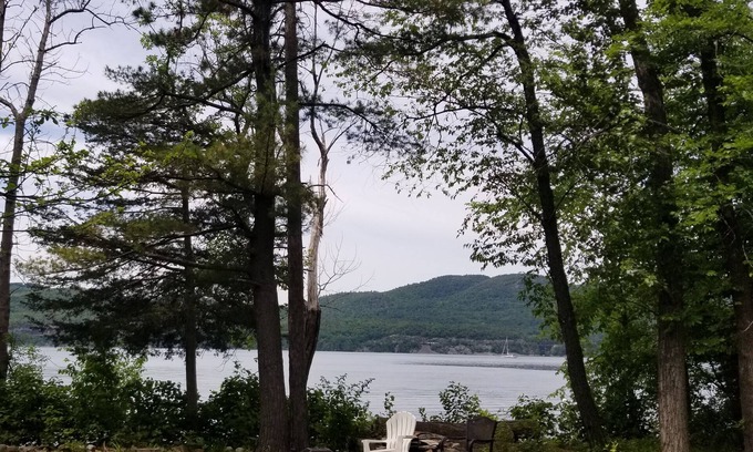 Willsboro Casa | Private Willsboro Home on Lake Champlain-Adirondack Park. Enjoy NY, VT, & Canada