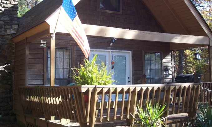 Dardanelle Chalet De Esquí | Chalet de propiedad privada ubicado en la cima de Mt Nebo, Arkansas