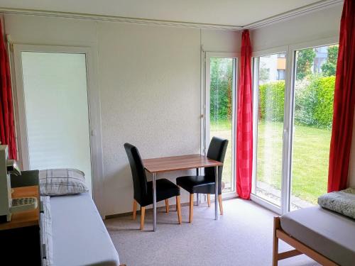 Jona Casa | Privatzimmer 300m zur S-Bahn Jona