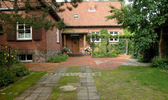Hoesseringen Casa | Privatzimmer Alte Schule