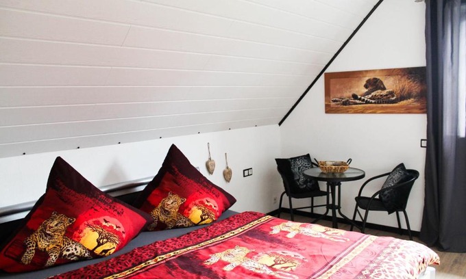 Luttingen Casa | Privatzimmer Lüttingen mit Fahrradgarage