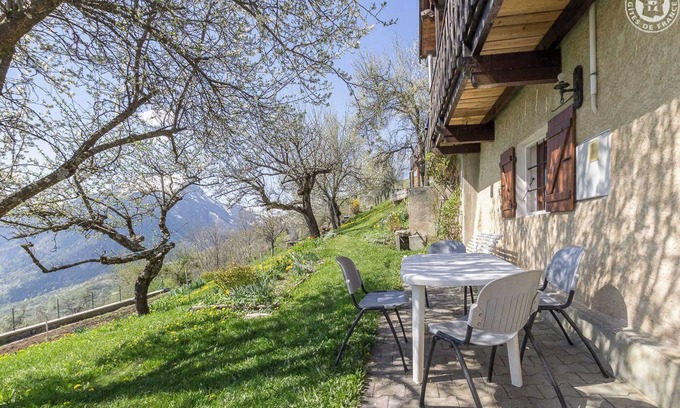 Saint-Pancrace Casa | Privileged location in an enchanting natural setting! Close to the Bottières/domain slopes