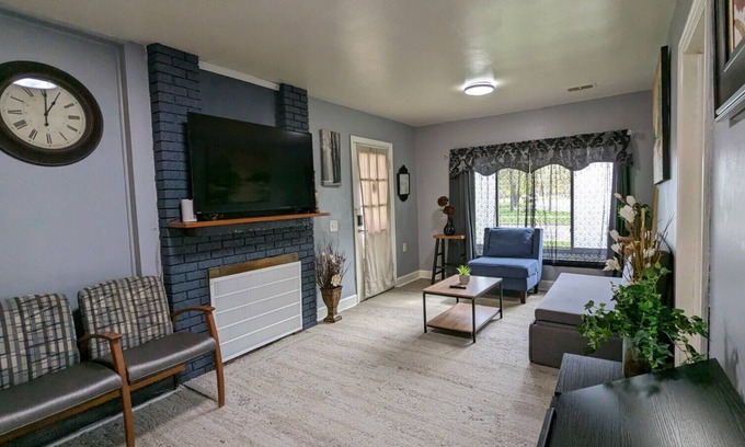 Kalamazoo Apartamento | Probably not
