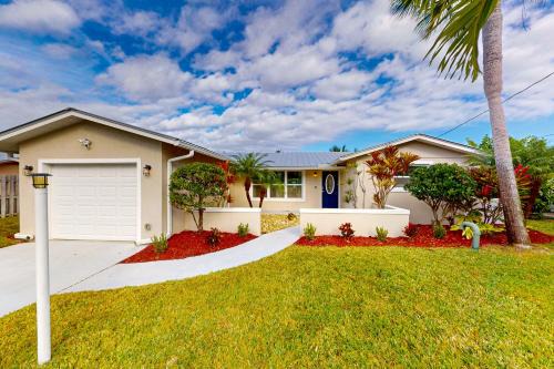 Palm City Casa | Prize Catch