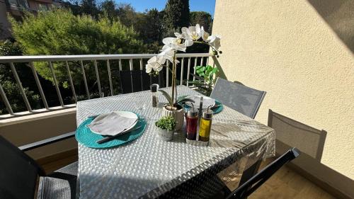 Sanary-sur-Mer Apartamento | Proche Centre SANARY Studio climatisé 4 personnes