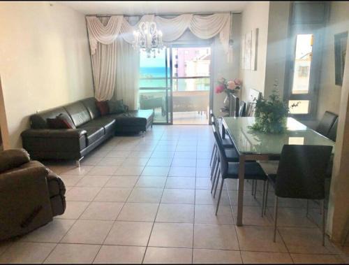 Netanya Apartamento | proche kikar , piscine, spacieux et agréable