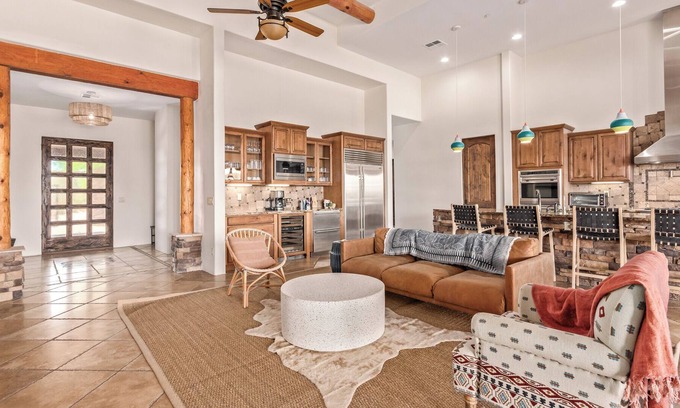 Rio Verde Foothills Casa | Professionally-designed, newly-renovated 5BR Scottsdale desert luxury home | The Sonoran by Boutiq