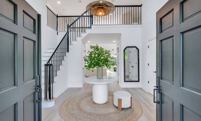 Southampton Casa | Professionally renovated estate in the heart of Southampton with Private...