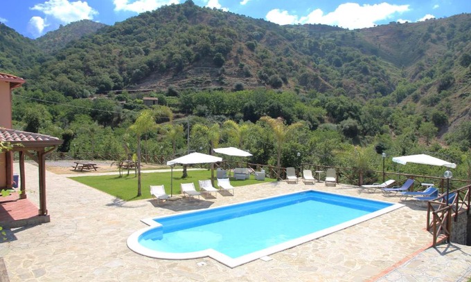 Motta Camastra Casa | Profetina Village