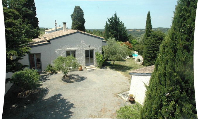 Peyrefitte-sur-l'Hers Cabaña | Cabaña del artista, piscina privada, precio bajo fuera de temporada