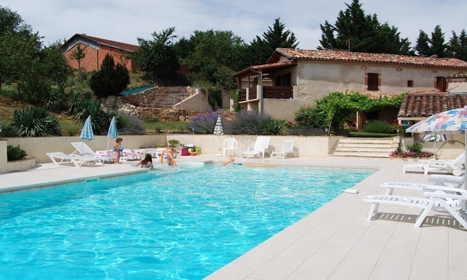 Cadalen Apartamento | PROMOCION JULIO ALBERGUE CON PISCINA LOU GRANIER