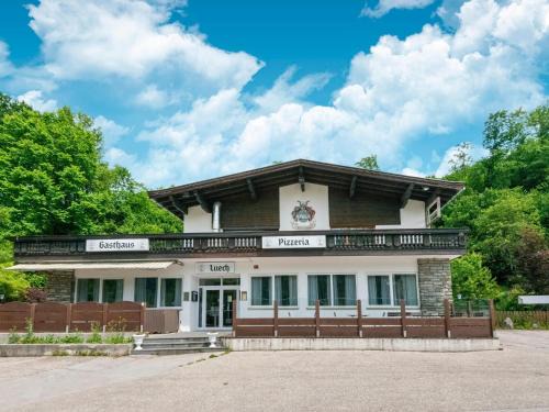 Kirchbichl Apartamento | Property in Kirchbichl