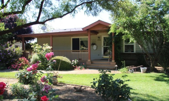 Brentwood Casa | Property on 10 Acres