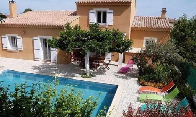 Saint-Didier Villa | Casa Provenzal con piscina Vaucluse, con buenos servicios