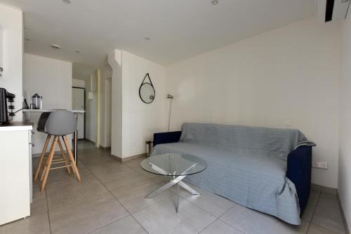 La Fare-les-Oliviers Apartamento | Provençal Studio Netflix Appart-hotel-Provence