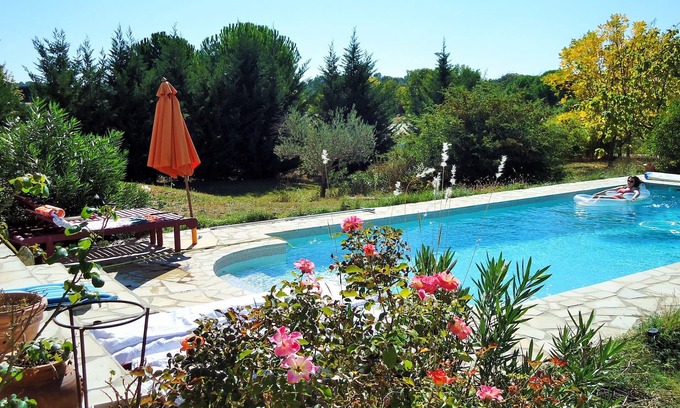 Galargues Casa | Casa 170m2, Altos Beneficios, Piscina, Jardín, Calma, Vista, Herault.