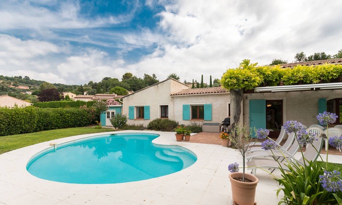 Le Rouret Villa | Provenzal agradable ras de suelo. Reducción después de dos semanas
