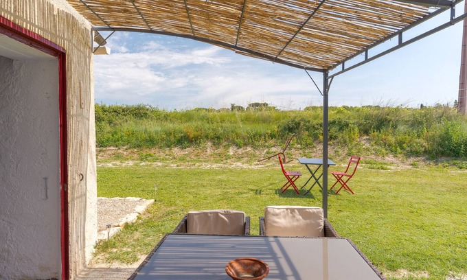 Pertuis Apartamento | cobertizo provenzal 'Dans La Nature' con jardín privado y Wi-Fi
