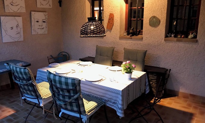 Gareoult Chalet De Esquí | Provencal villa with pool and large garden, ideal for families